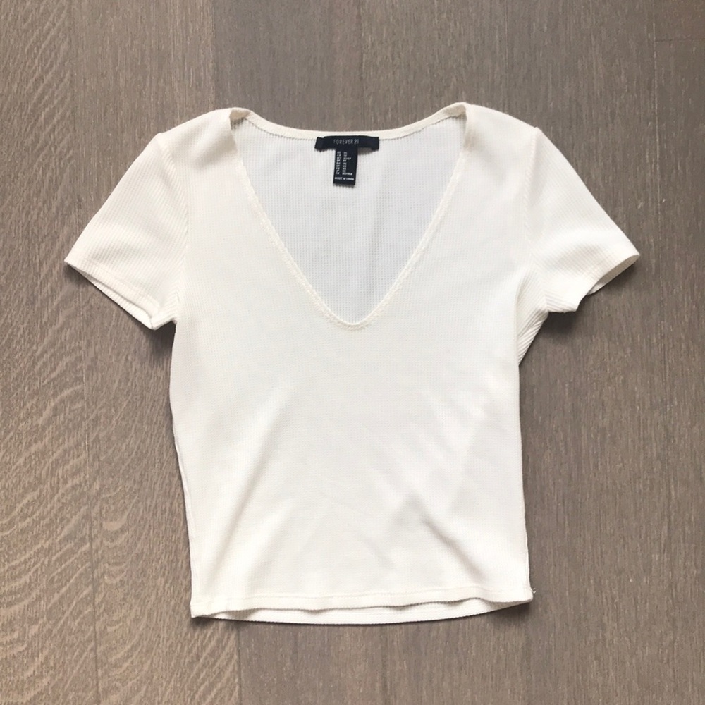 Forever21 V-Neck Crop Tee